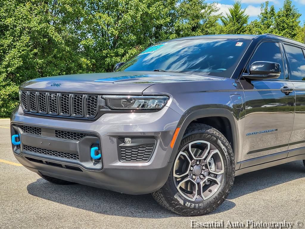 Used 2023 Jeep Grand Cherokee Trailhawk AWD/4WD image 2