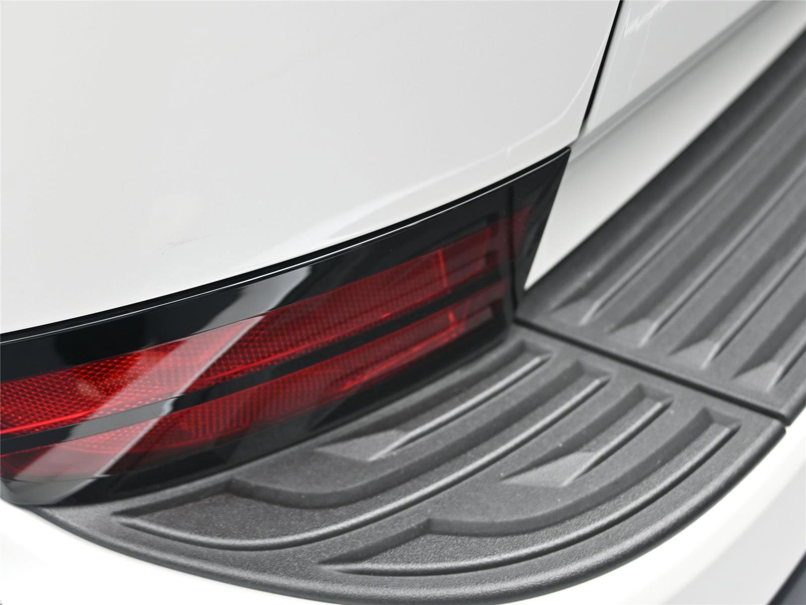 Used 2024 Lexus GX 550 image 12