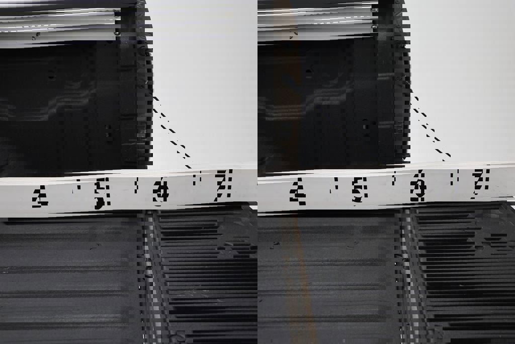 Used 2023 Nissan Titan PRO-4X w/ Pro-4x Convenience Package image 10