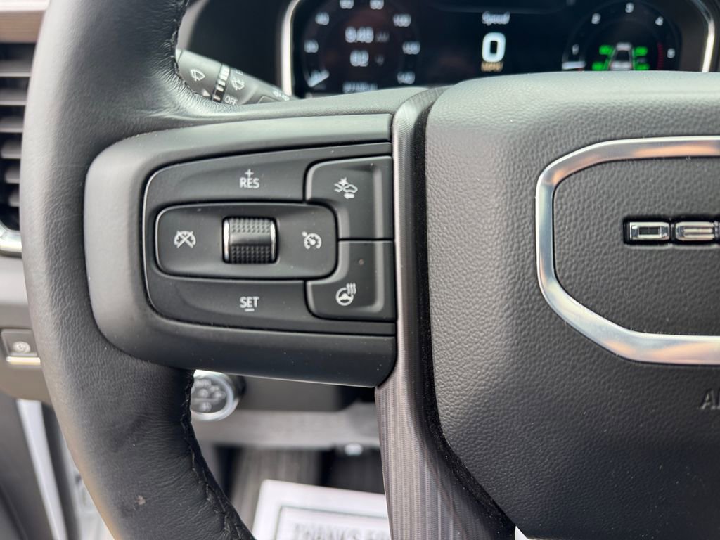 Used 2025 GMC Sierra 2500 Denali Ultimate image 32