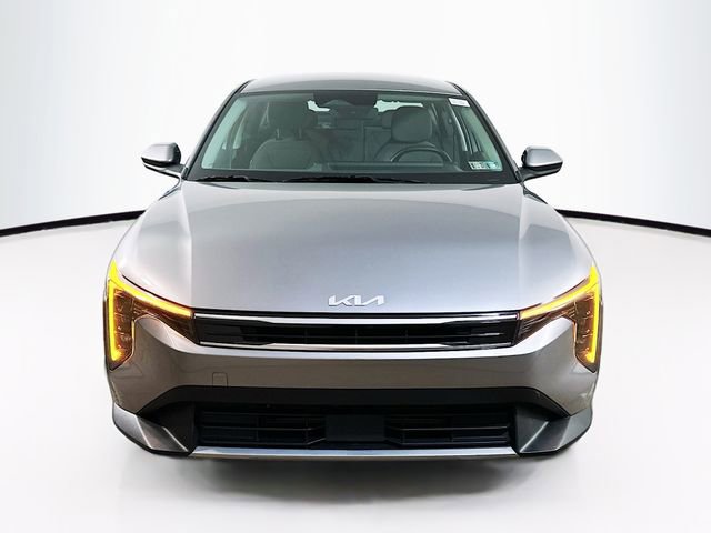 Used 2025 Kia K4 EX image 3