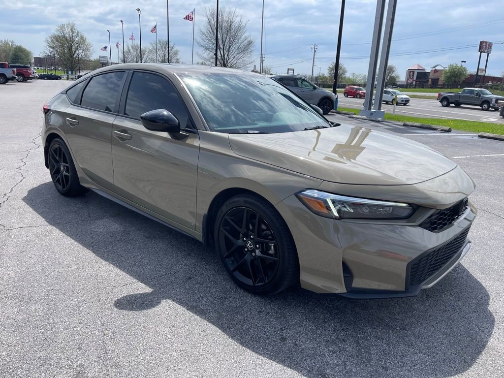 Used 2025 Honda Civic Sport image 2