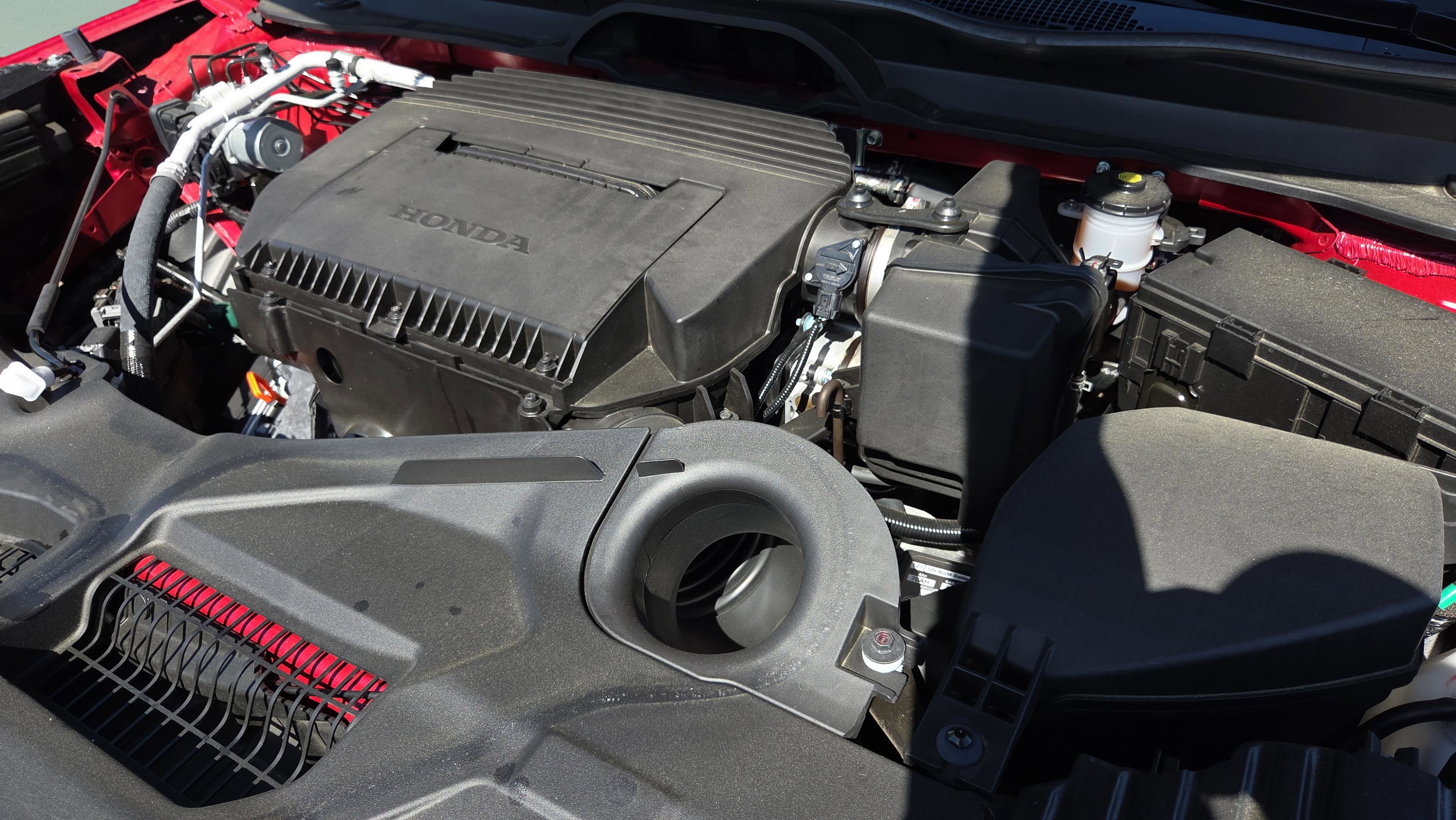 Used 2025 Honda Pilot Sport image 23