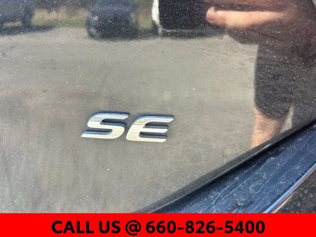 Used 2018 Toyota Corolla SE FWD image 14