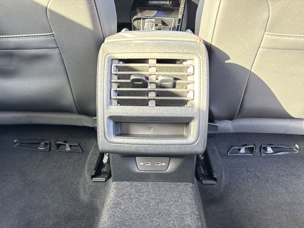 New 2026 Volkswagen GTI SE FWD image 22