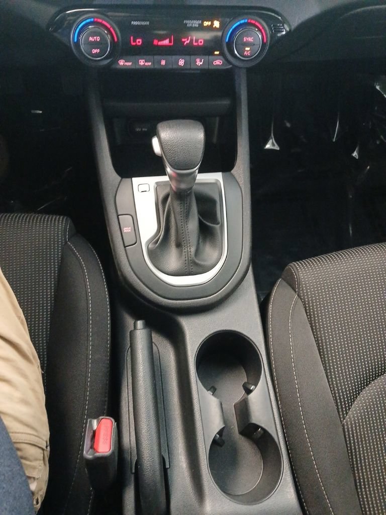 Used 2019 Kia Forte LXS FWD image 16