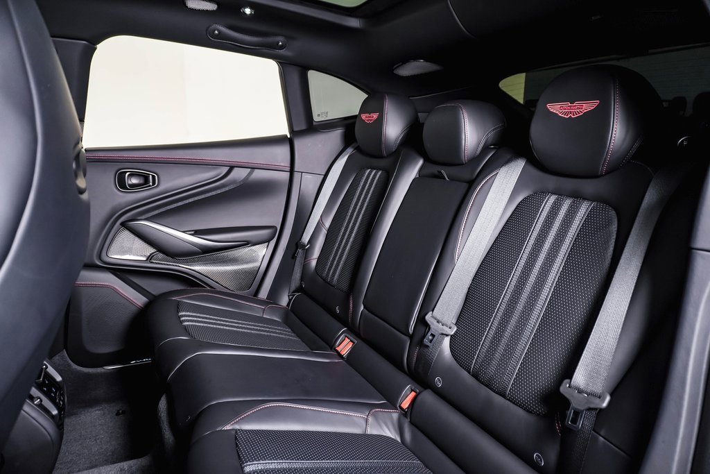 Used 2025 Aston Martin DBX 707 image 24