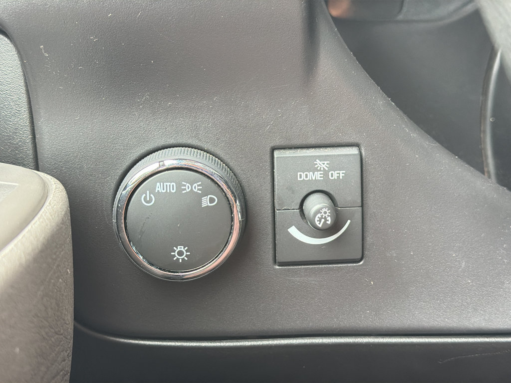 Used 2025 Chevrolet Express 3500 LT w/ LT Preferred Equipment Group RWD image 11