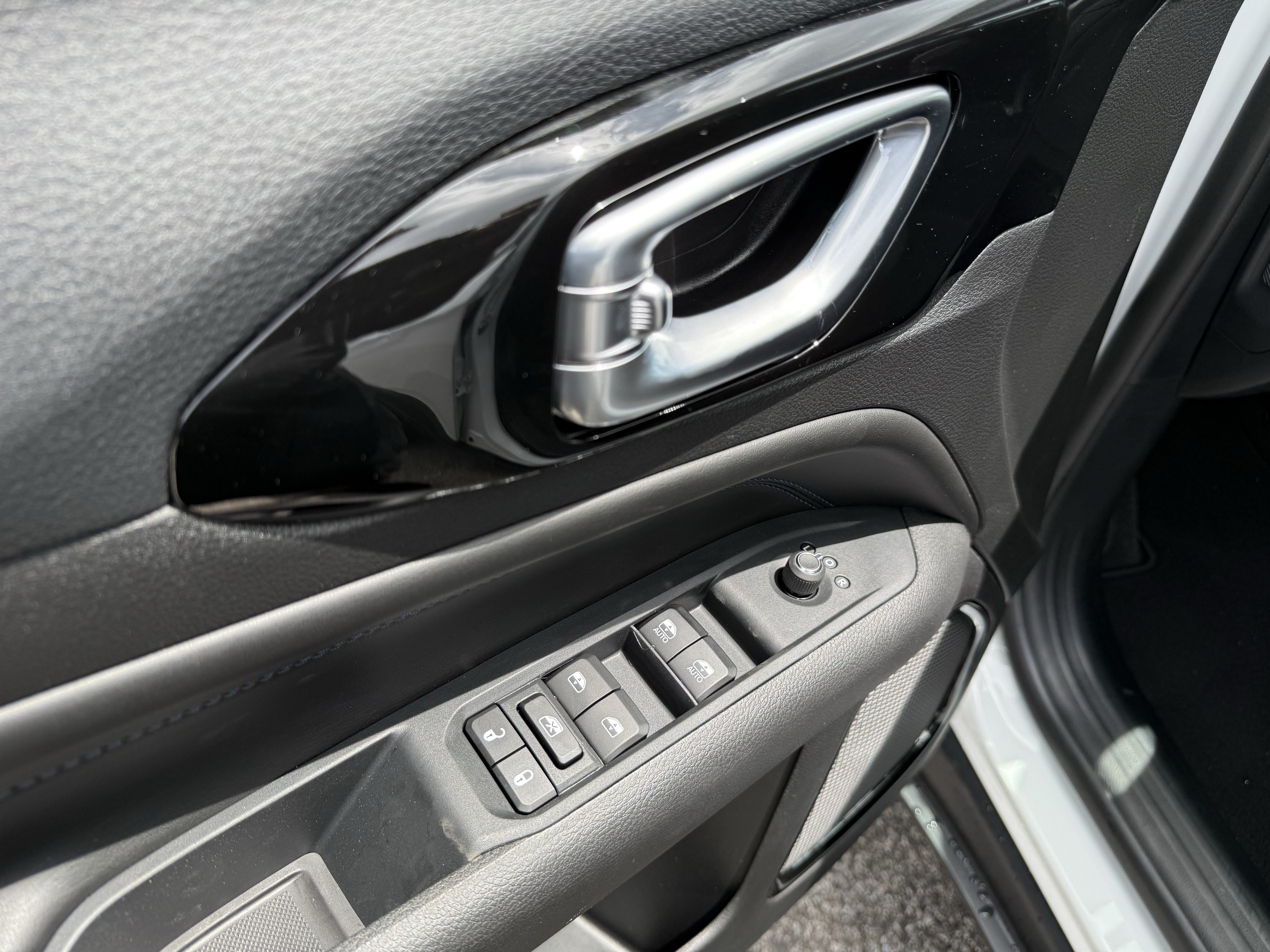 New 2026 Jeep Compass Latitude AWD/4WD image 15