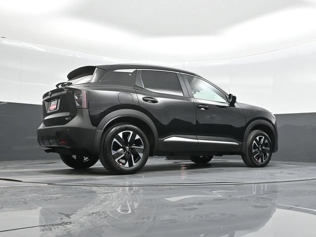 Used 2025 Nissan Kicks SV w/ SV Premium Package AWD/4WD image 27