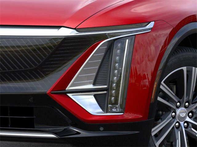 New 2025 Cadillac Lyriq Luxury image 10