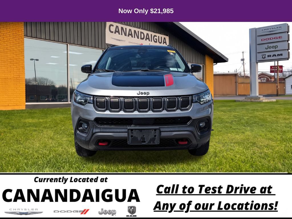 Used 2022 Jeep Compass Trailhawk w/ Trailhawk Convenience Group AWD/4WD image 7