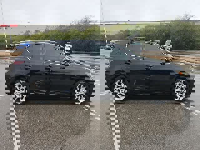 Used 2013 Lexus CT 200h image 4