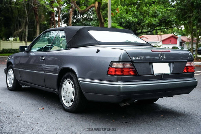 Used 1995 Mercedes-Benz E 320 Convertible image 18