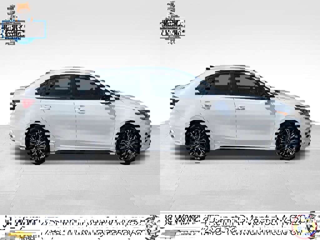 Used 2023 Kia Forte GT-Line w/ GT-Line Premium Package image 2