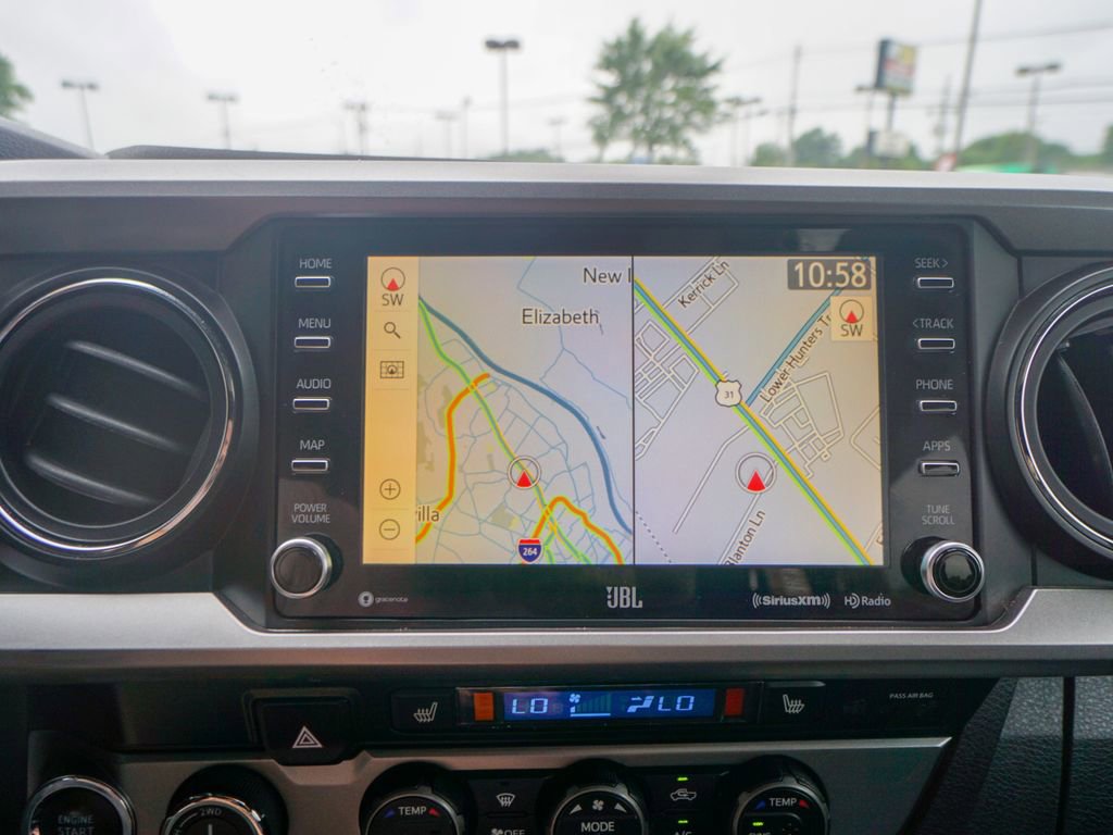 Used 2020 Toyota Tacoma Limited image 27