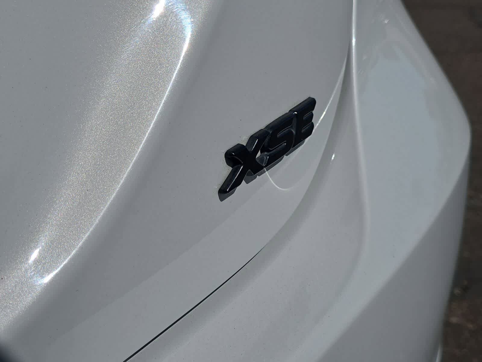 Used 2022 Toyota Camry XSE FWD image 33