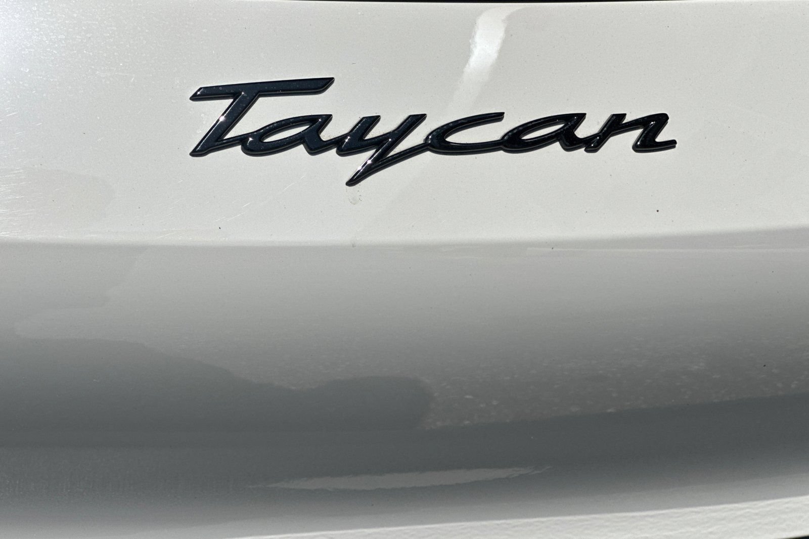 Used 2023 Porsche Taycan RWD image 36