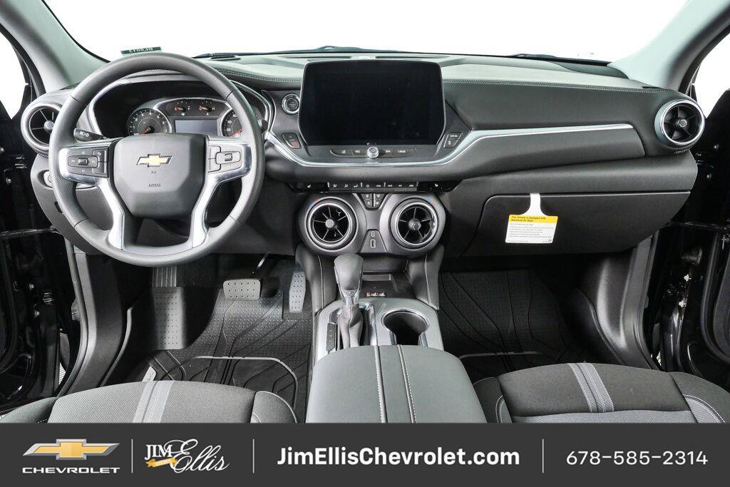 New 2026 Chevrolet Blazer LT w/ Convenience Package FWD image 18