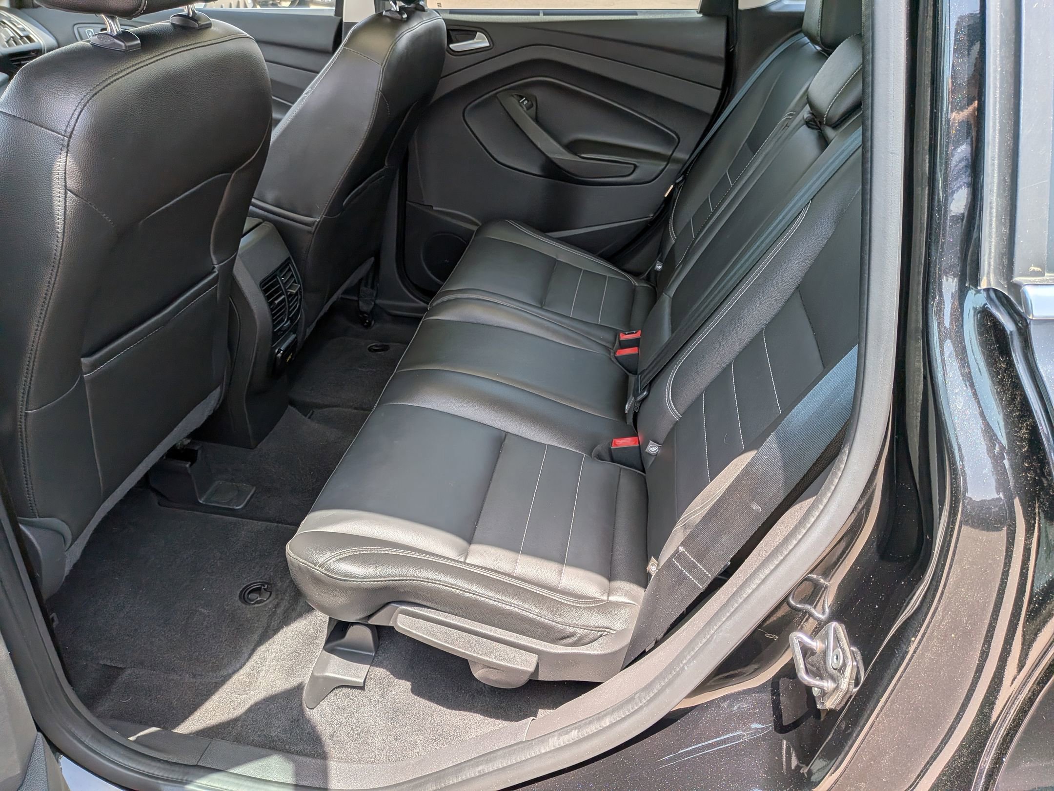 Used 2015 Ford C-MAX SEL w/ Equipment Group 303A FWD image 27
