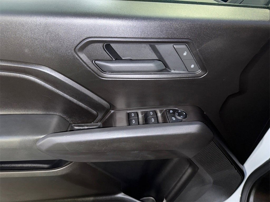 Used 2025 Chevrolet Colorado W/T w/ WT Custom Package image 11