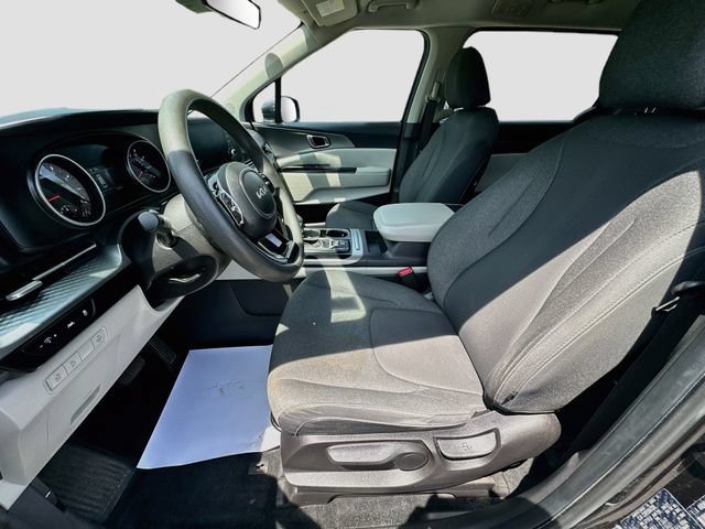Used 2022 Kia Carnival LX FWD image 21
