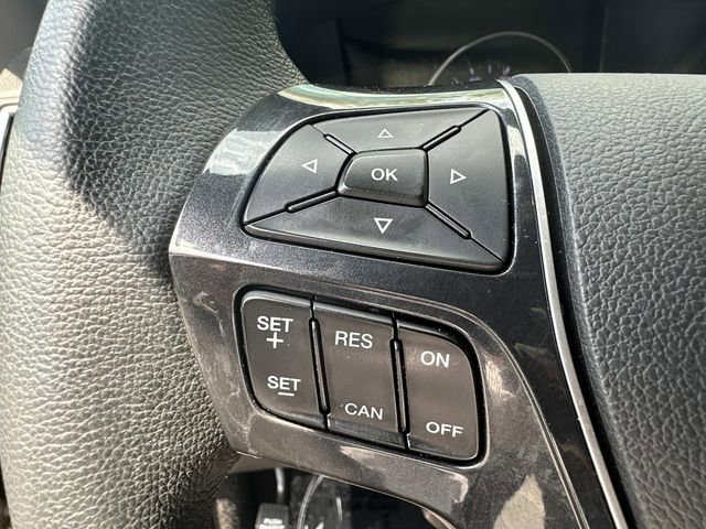 Used 2019 Ford Explorer Limited image 29