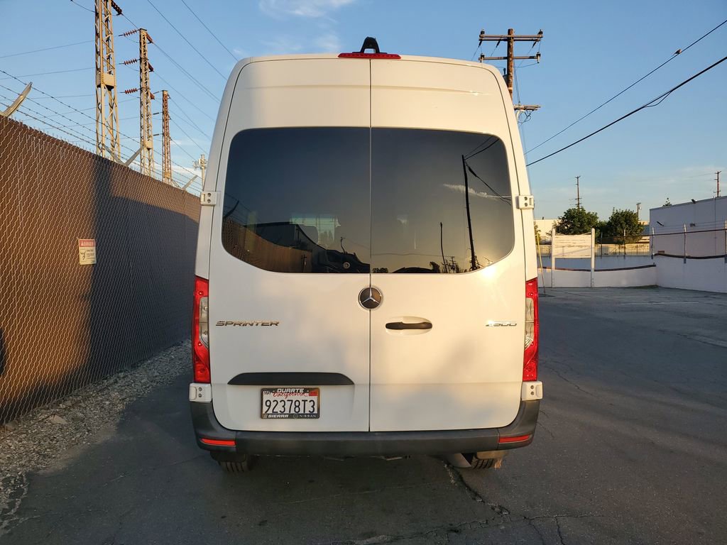 Used 2023 Mercedes-Benz Sprinter 2500 image 5