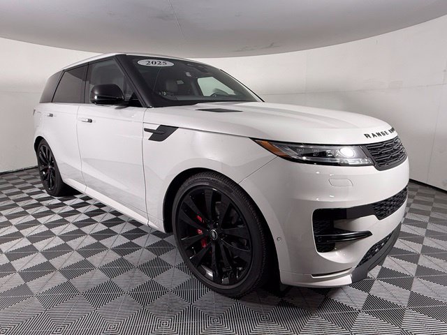 Used 2025 Land Rover Range Rover Sport Dynamic SE AWD/4WD image 9