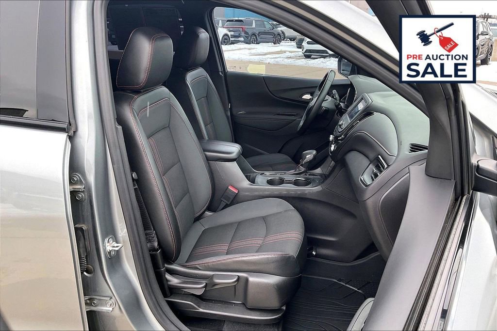 Used 2024 Chevrolet Equinox RS w/ LPO, Floor Liner Package image 30