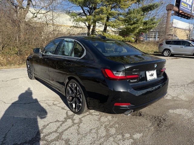 Used 2025 BMW 330i xDrive Sedan w/ Convenience Package image 14
