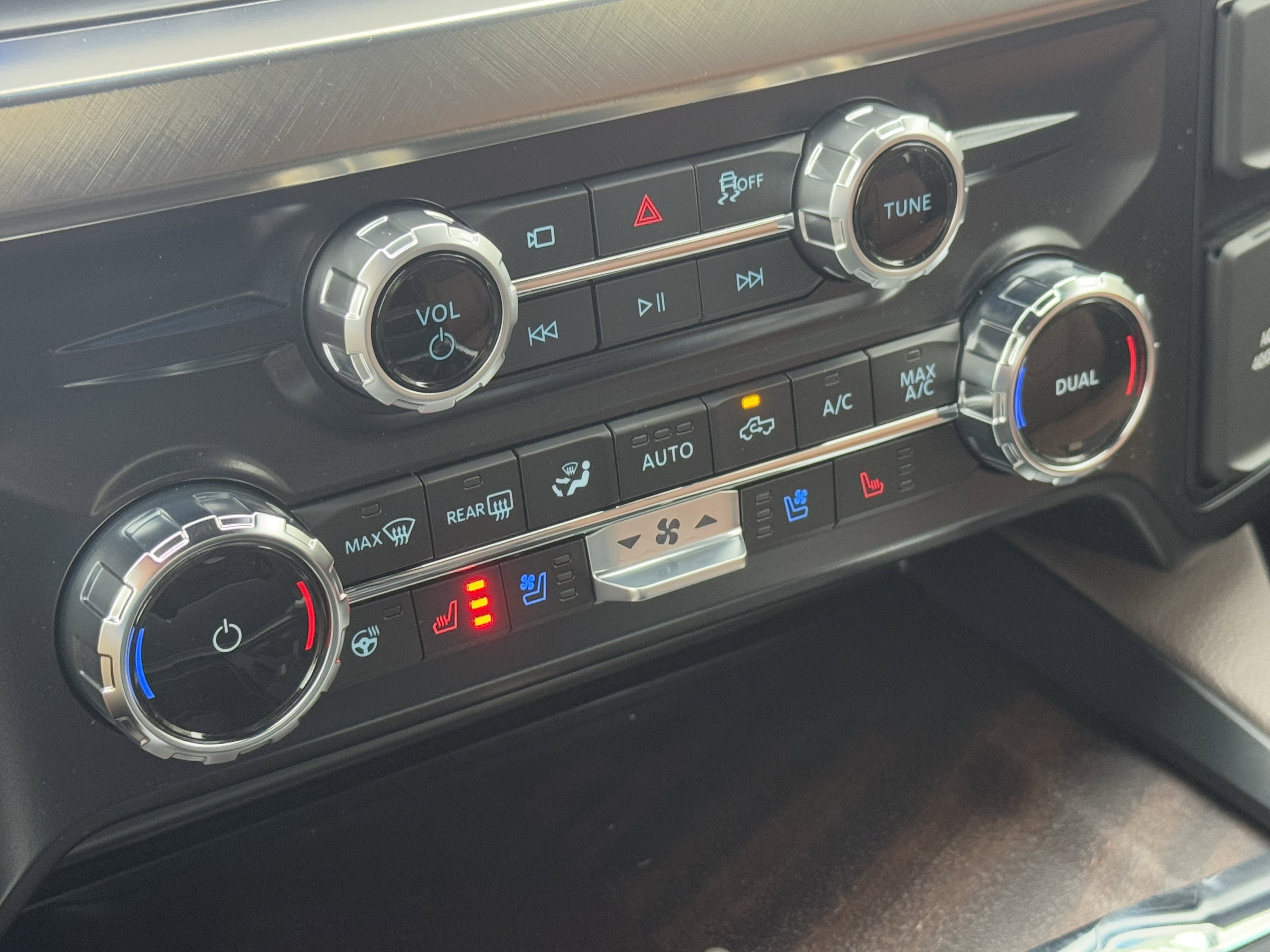 New 2026 Ford F250 King Ranch w/ Chrome Package image 21