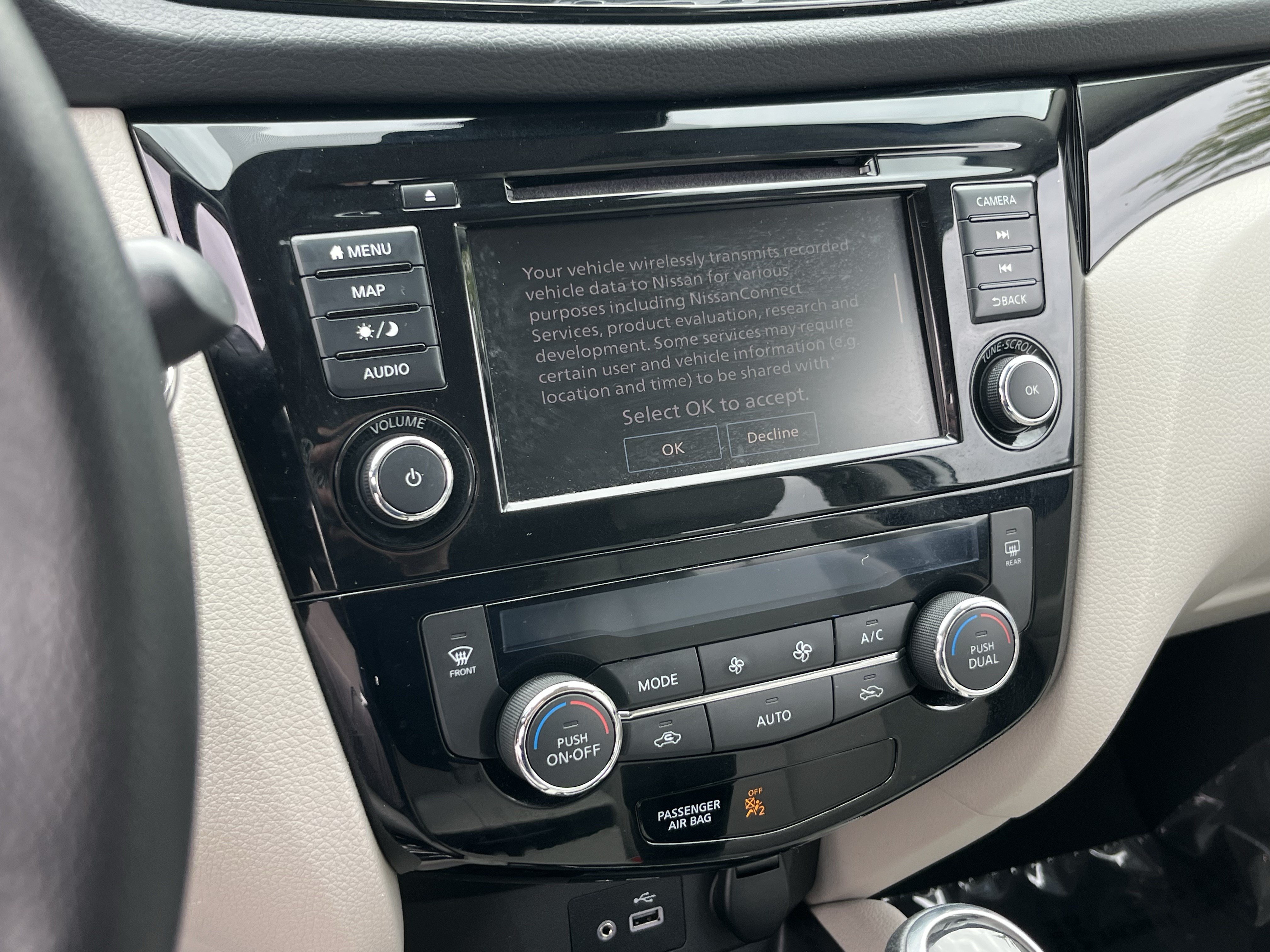 Used 2022 Nissan Rogue Sport SL AWD/4WD image 20