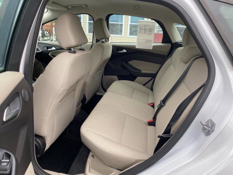 Used 2016 Ford Focus Electric Hatchback image 4