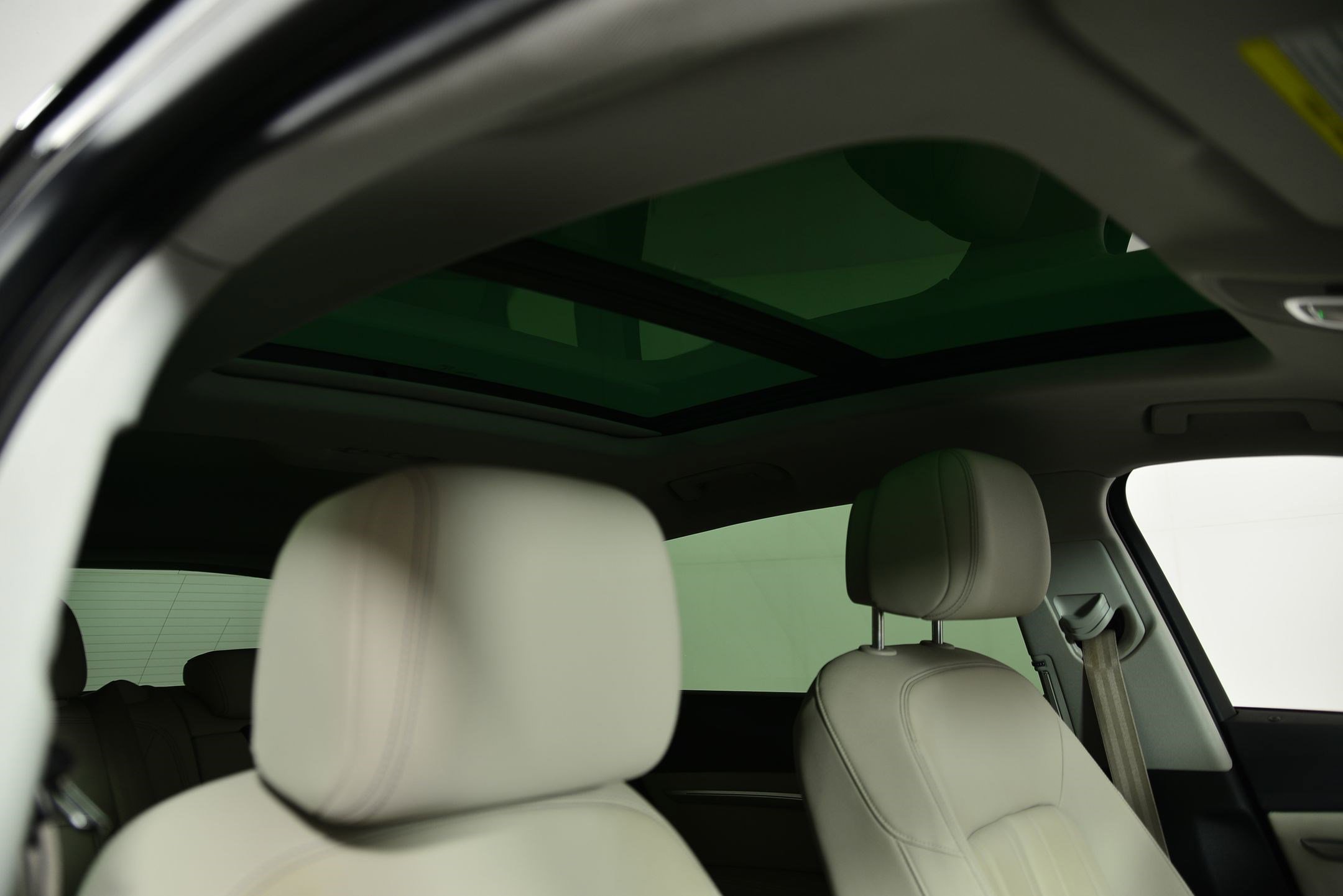 Certified 2024 Audi Q8 e-tron Premium image 11