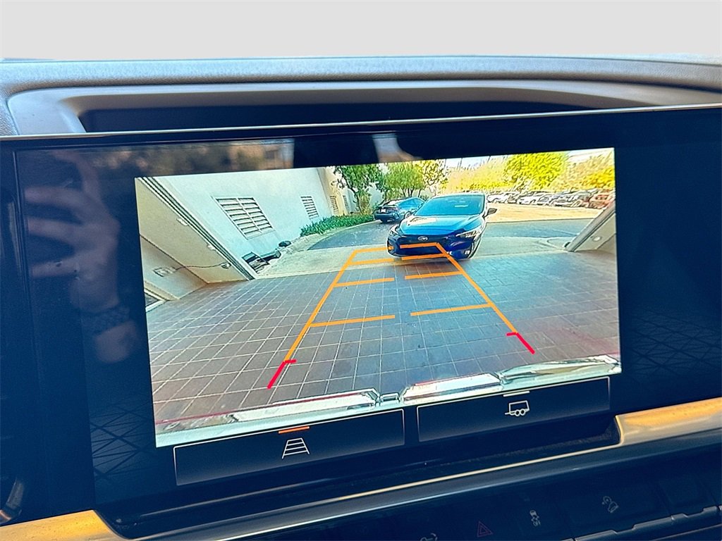 Used 2025 GMC Sierra 1500 Elevation image 14