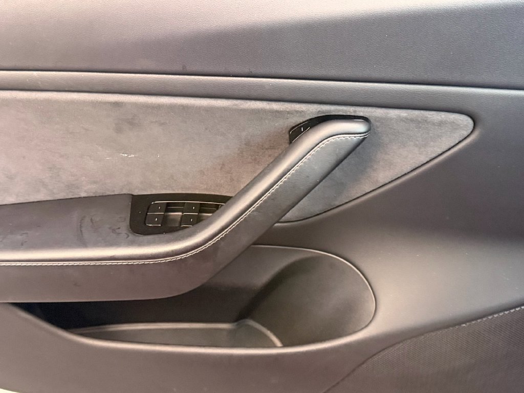 Used 2018 Tesla Model 3 Long Range RWD image 15