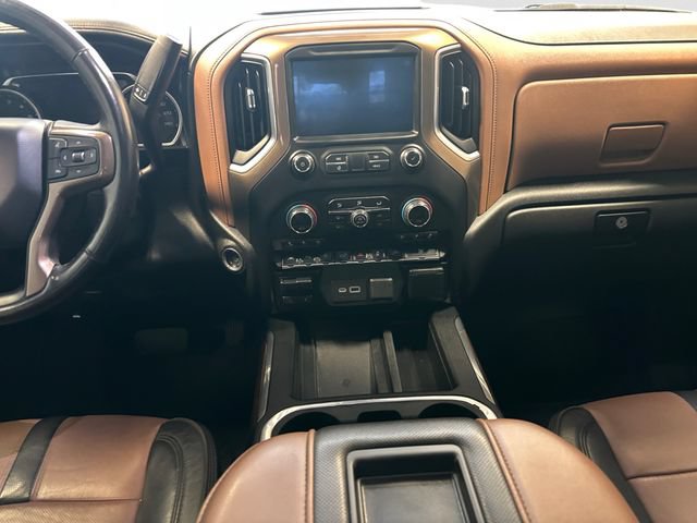 Used 2021 Chevrolet Silverado 1500 High Country w/ Technology Package AWD/4WD image 12