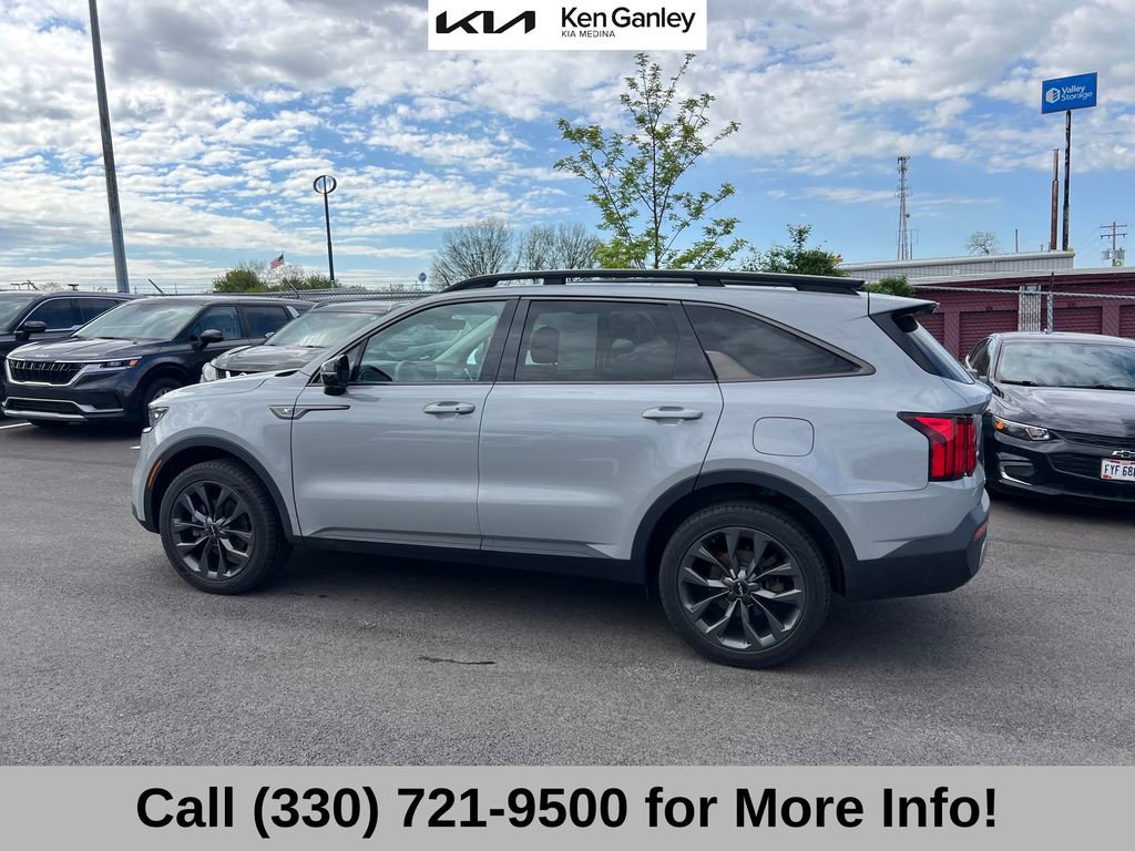 Certified 2022 Kia Sorento SX Prestige w/ Rust Color Package AWD/4WD image 9