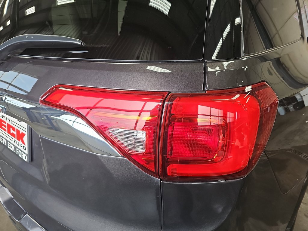 Used 2018 GMC Acadia Denali w/ Technology Package image 34