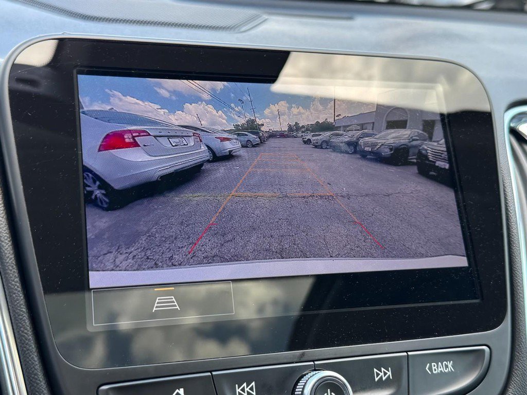 Used 2024 Chevrolet Malibu LT FWD image 24