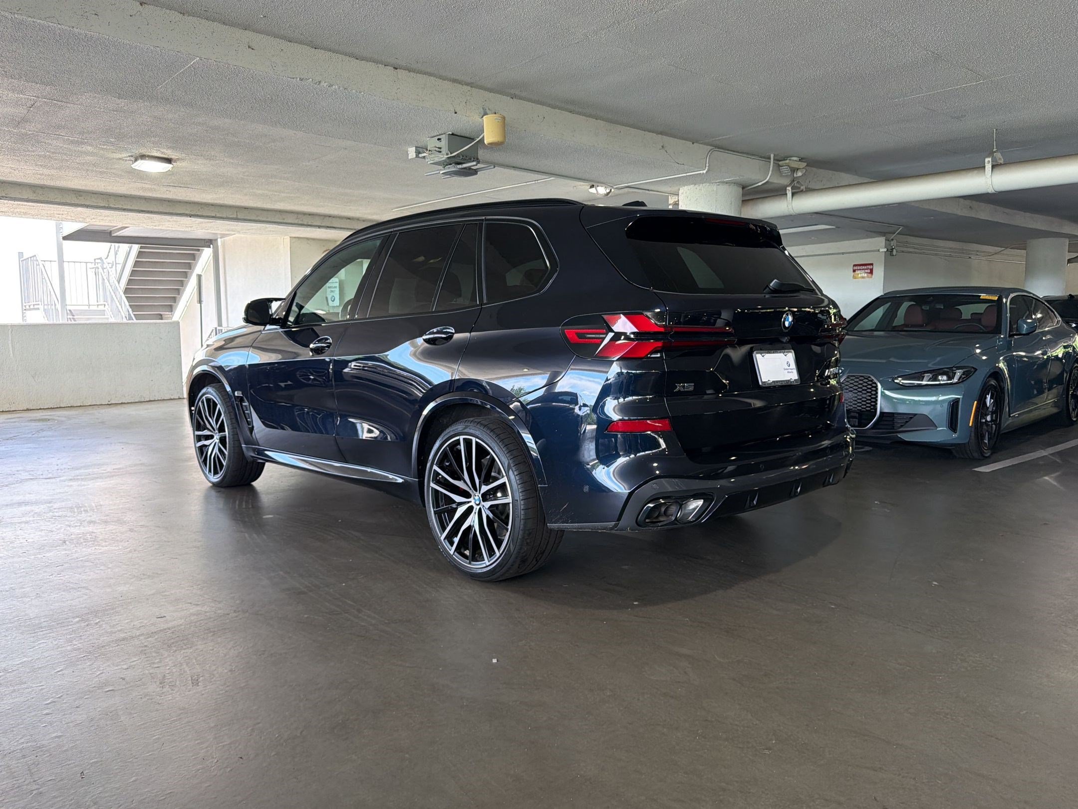 Certified 2025 BMW X5 M60i w/ Executive Package AWD/4WD image 3