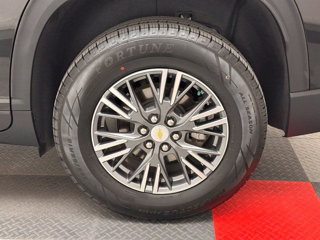 Used 2026 Chevrolet Traverse LT AWD/4WD image 23