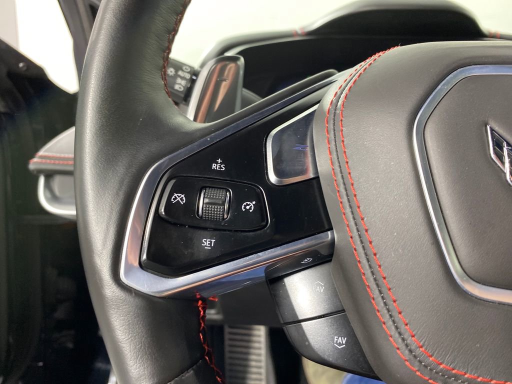 Used 2021 Chevrolet Corvette Stingray Premium Cpe w/ Z51 Performance Package image 13