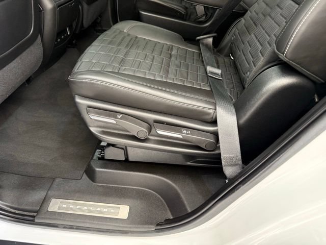 Used 2021 Cadillac Escalade Sport Platinum AWD/4WD image 20