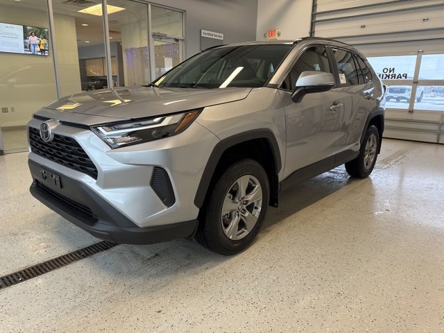 New 2025 Toyota RAV4 XLE image 5