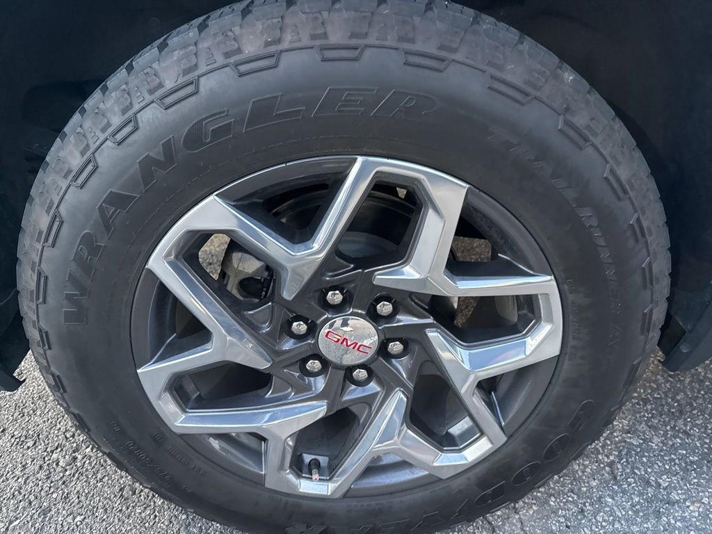 Used 2024 GMC Sierra 1500 SLT w/ SLT Premium Plus Package image 23