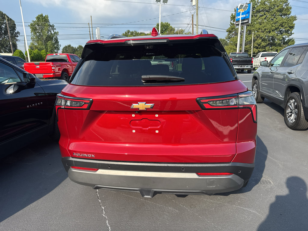 Used 2025 Chevrolet Equinox LT w/ Convenience Package II FWD image 5