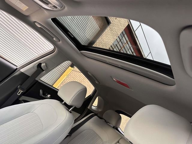 Used 2023 Hyundai Kona SEL w/ Convenience Package AWD/4WD image 18