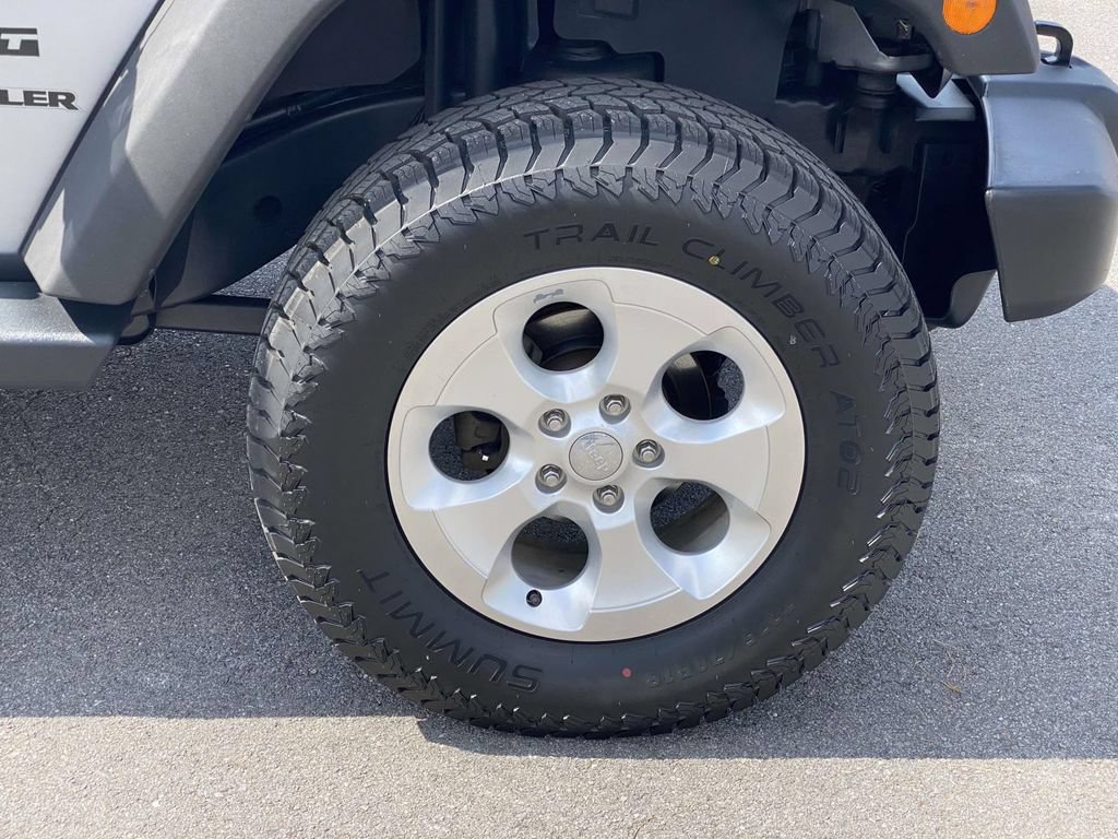 Used 2013 Jeep Wrangler Sport AWD/4WD image 49